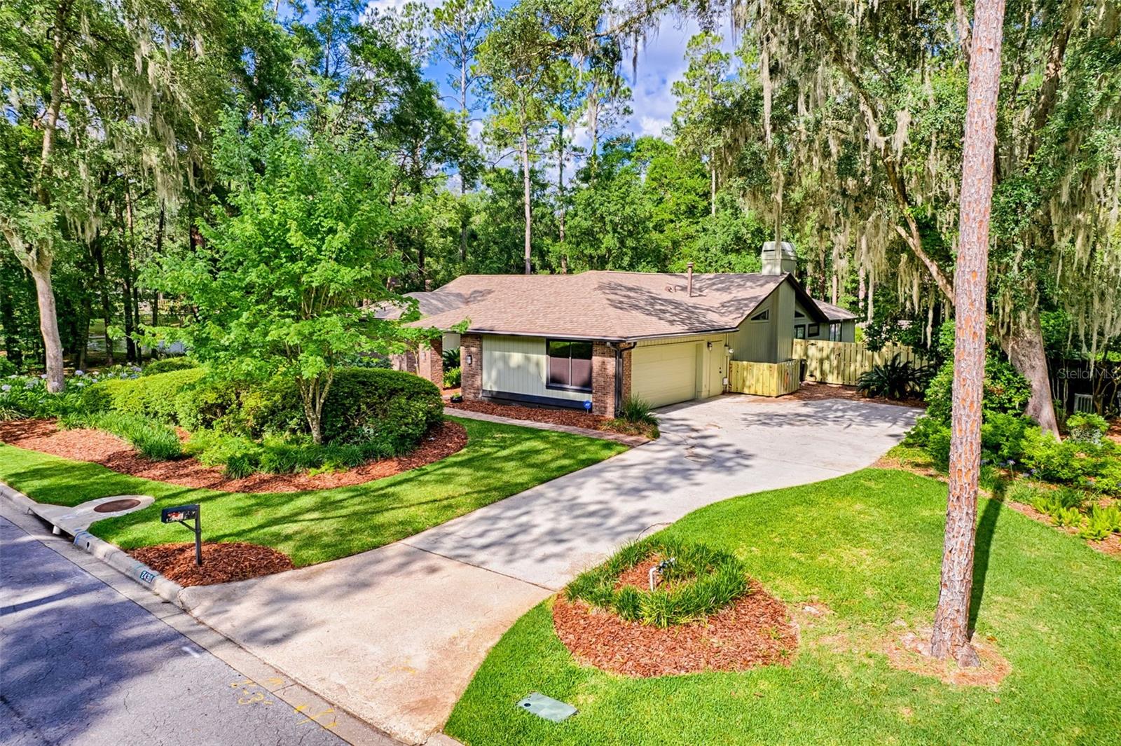 Image 2 of 40 For 2430 38th Drive