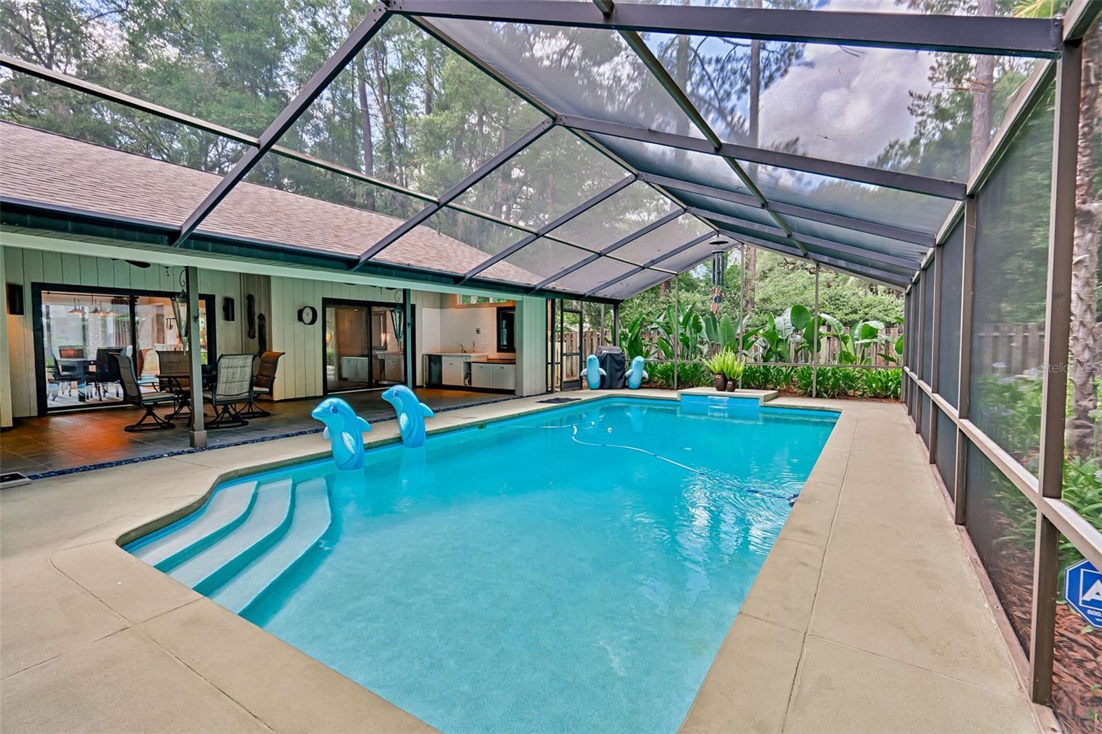 Image 33 of 40 For 2430 38th Drive