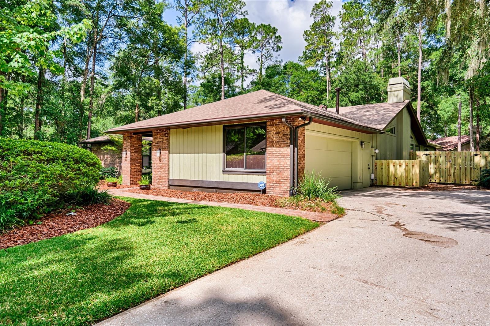 Image 4 of 40 For 2430 38th Drive
