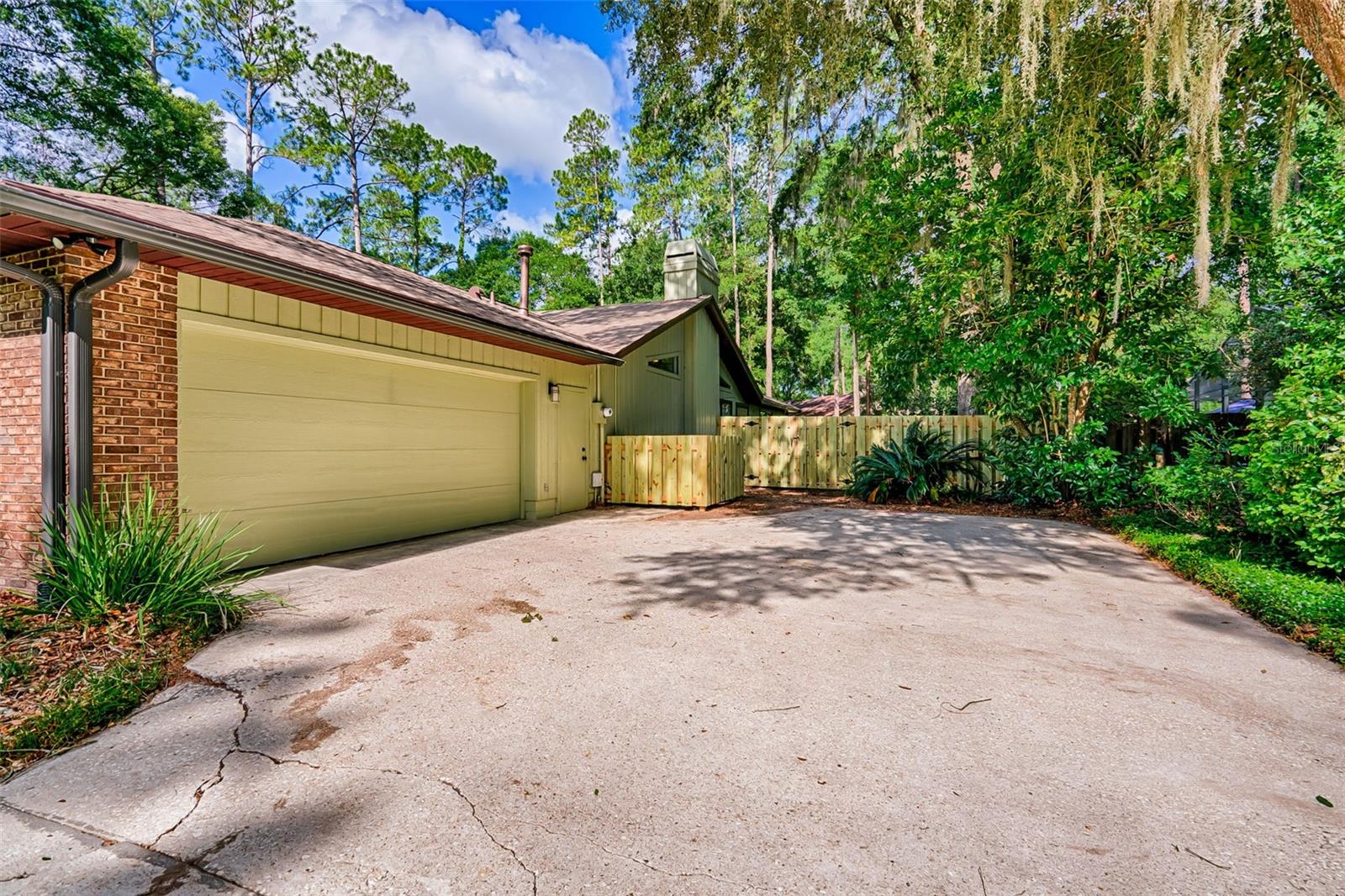 Image 5 of 40 For 2430 38th Drive