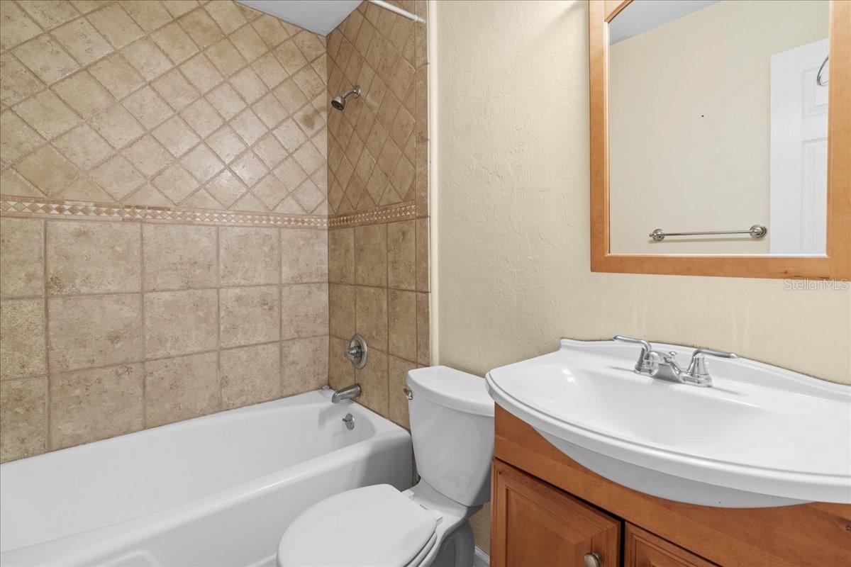 Image 11 of 31 For 3404 4th Street