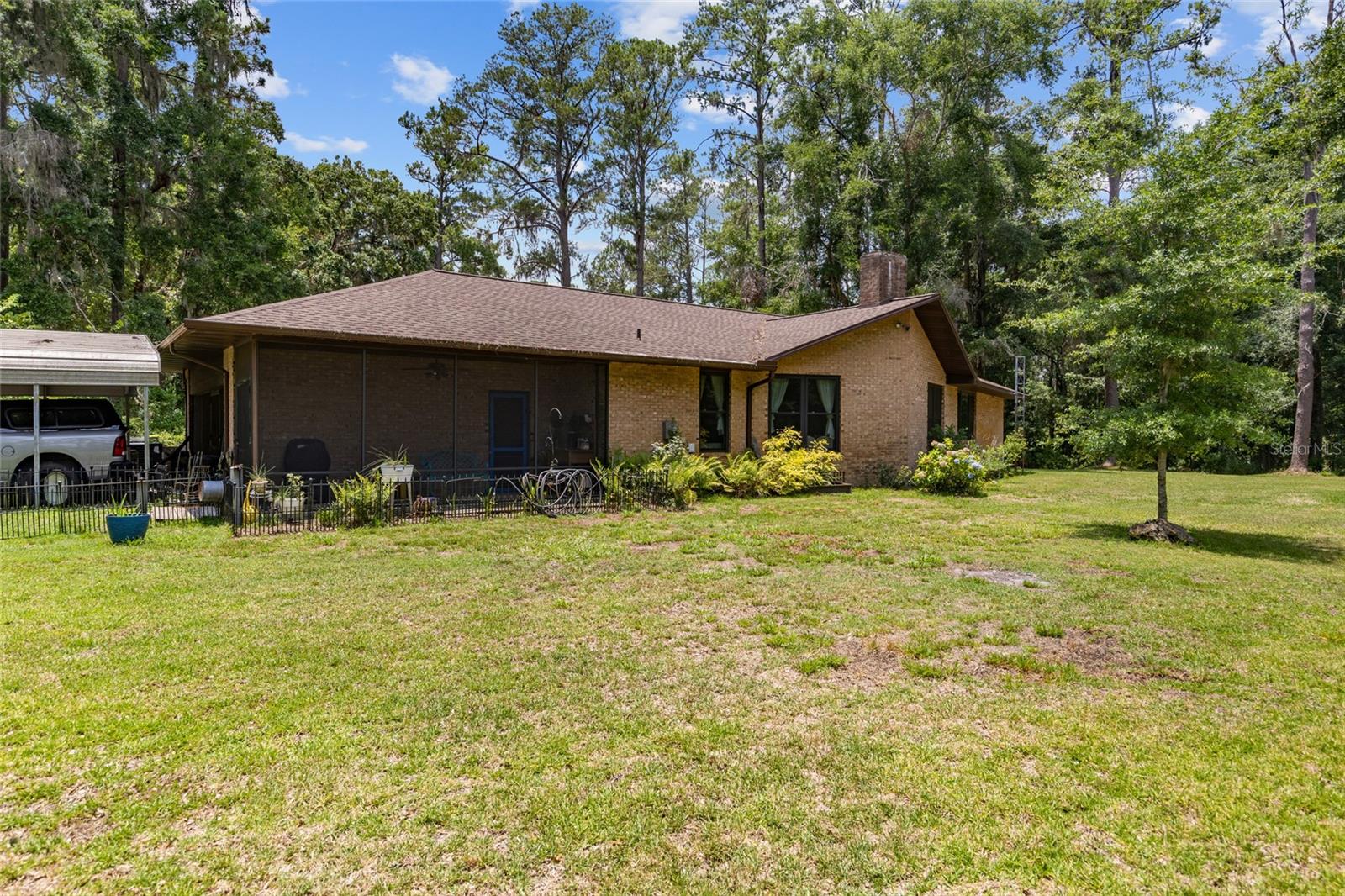 Image 32 of 42 For 9816 87th Drive