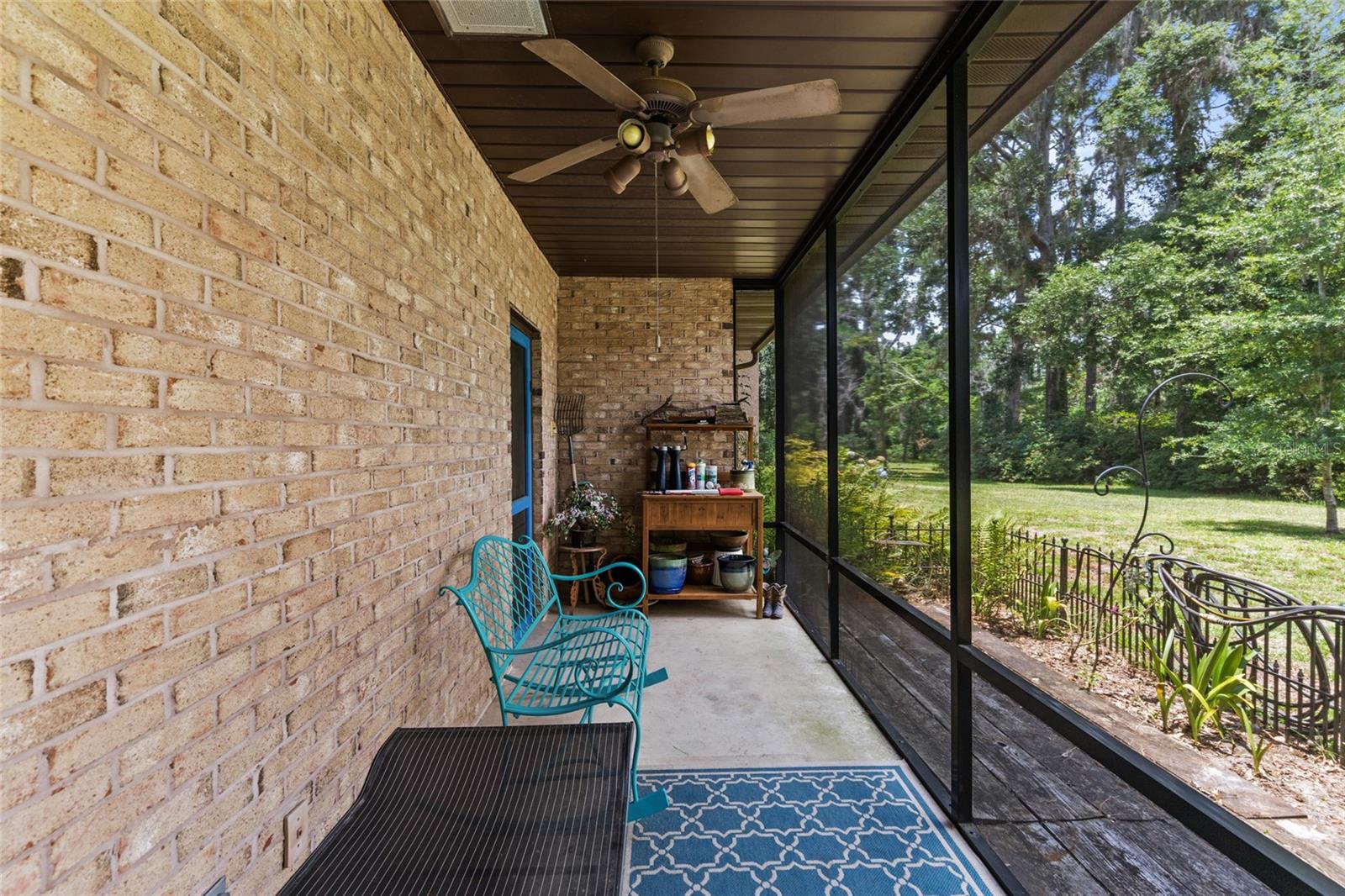 Image 6 of 42 For 9816 87th Drive