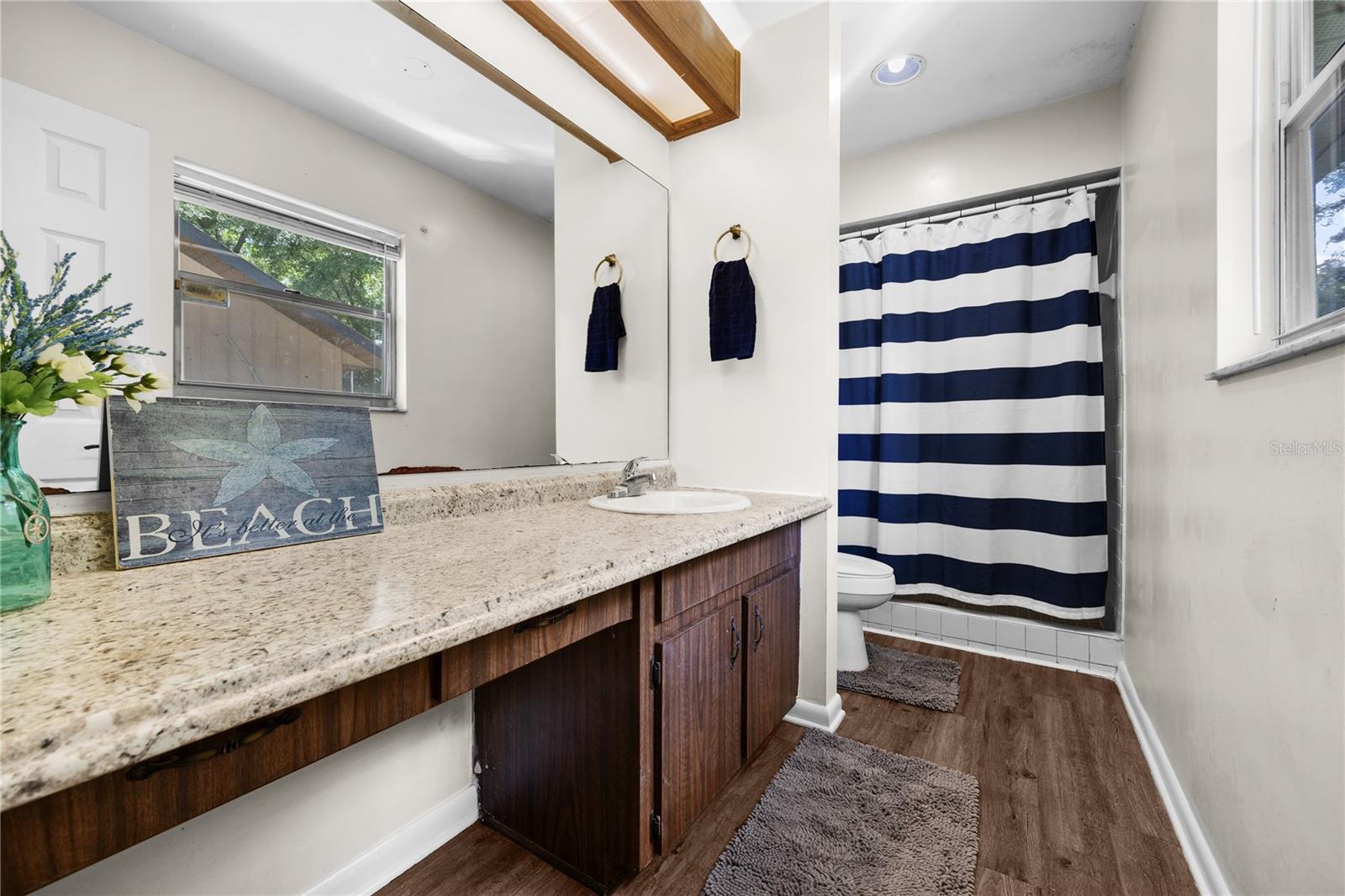 Image 15 of 23 For 3807 108th Boulevard