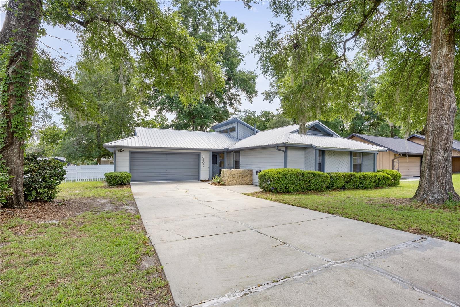 Image 21 of 23 For 3807 108th Boulevard