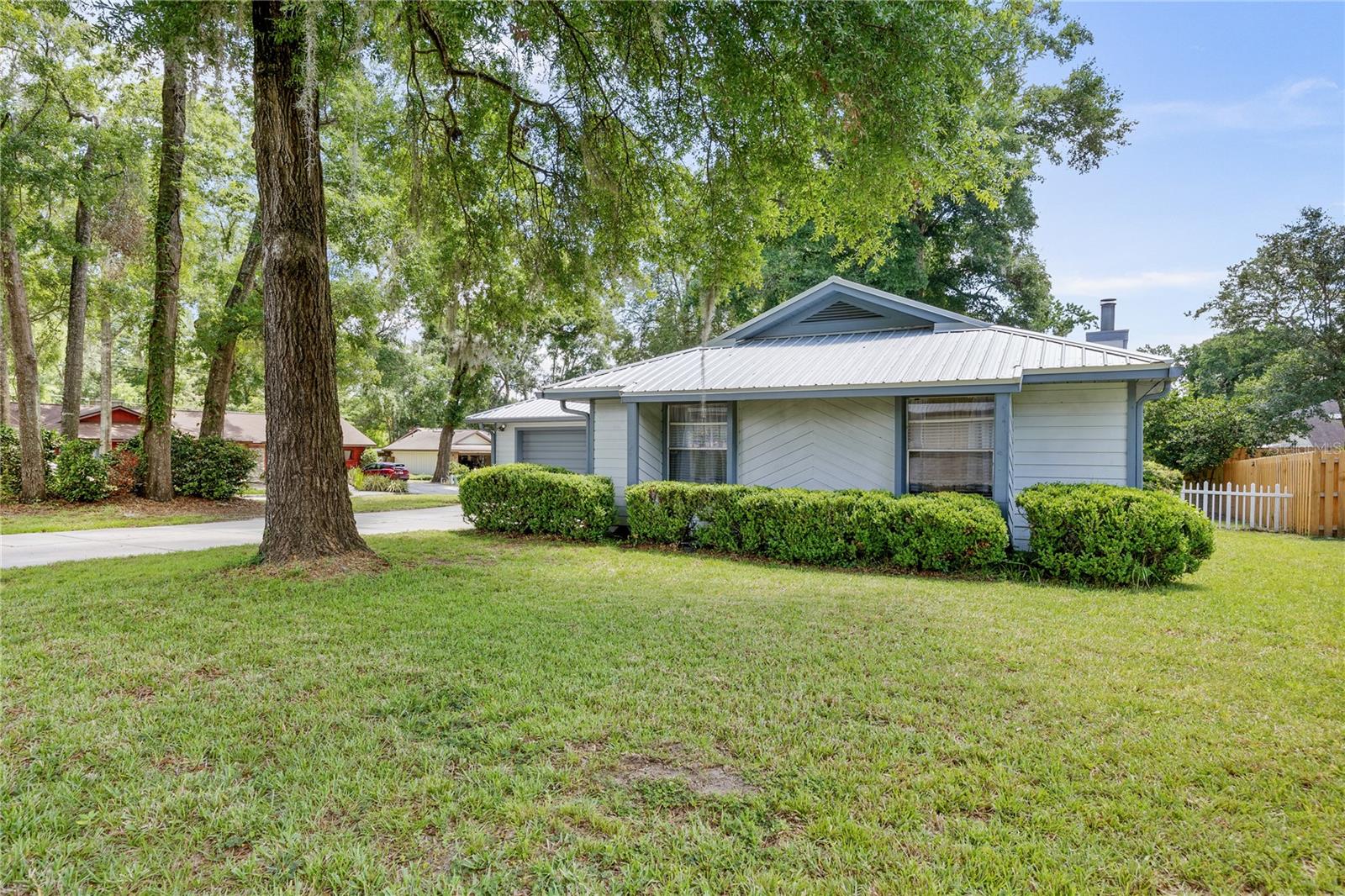 Image 22 of 23 For 3807 108th Boulevard