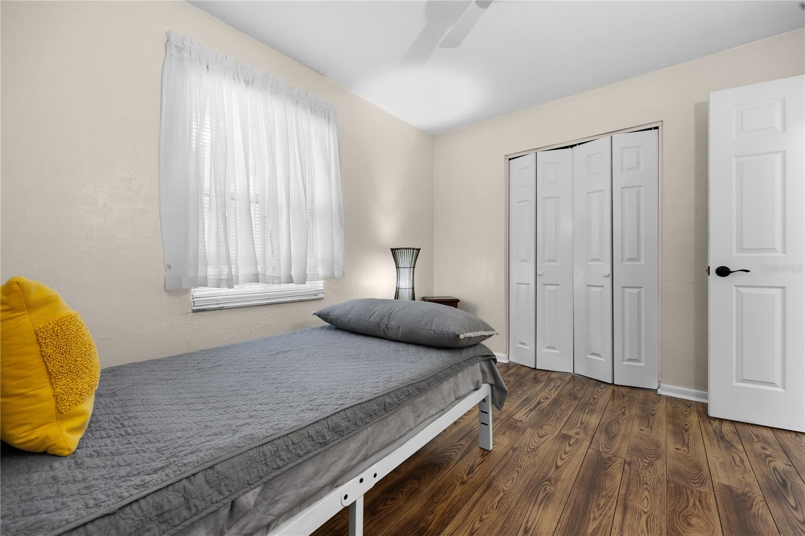 Image 9 of 23 For 3807 108th Boulevard