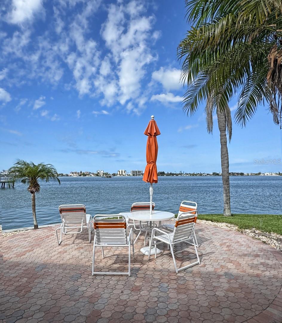Image 11 of 23 For 4750 Cove Circle 502