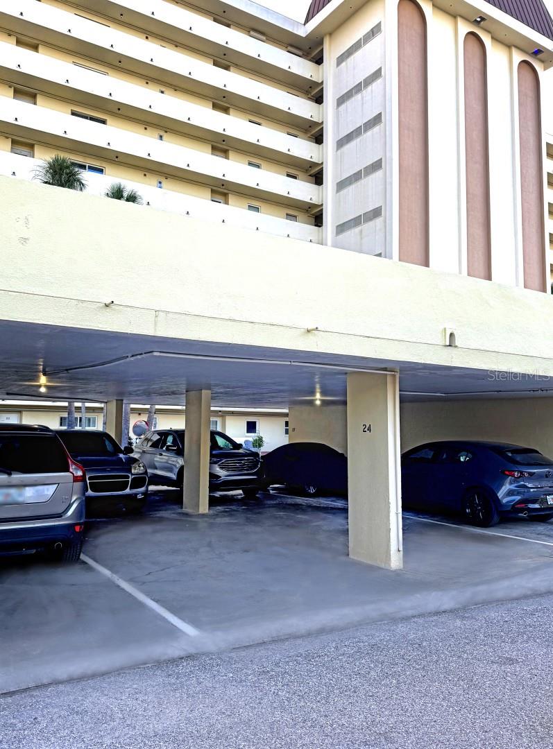 Image 30 of 38 For 4750 Cove Circle 502