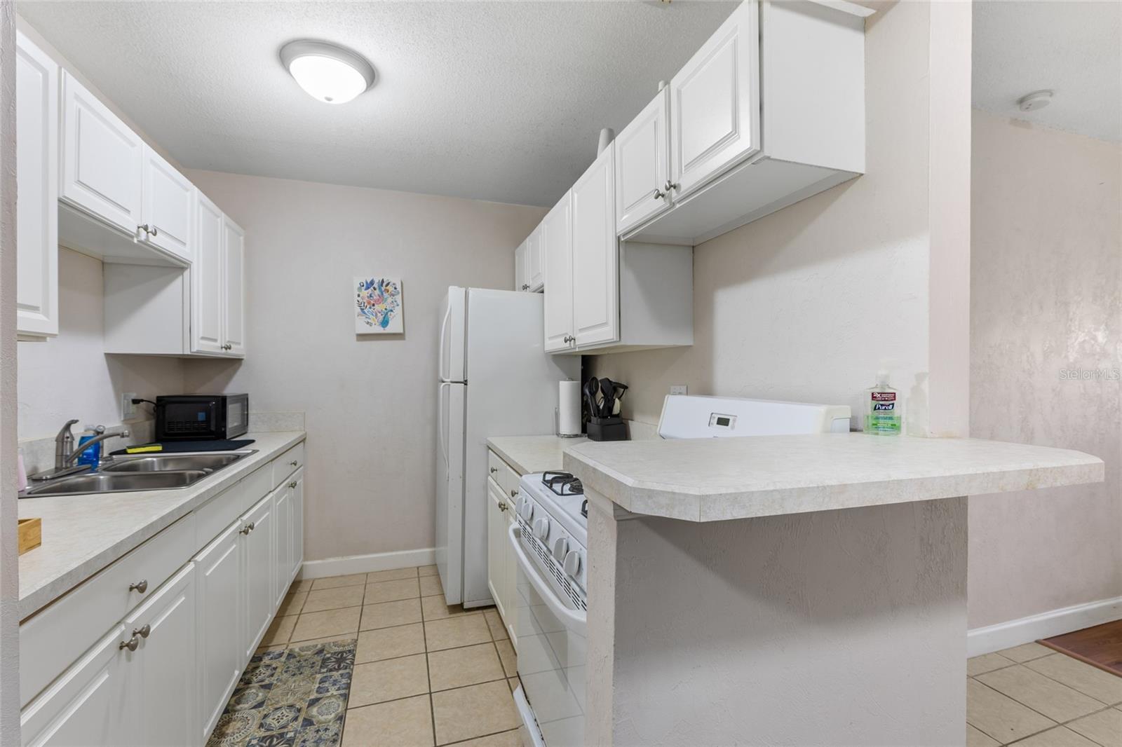 Image 13 of 21 For 1700 16th Court P-3