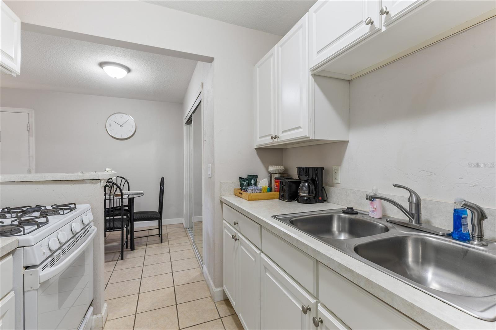 Image 17 of 21 For 1700 16th Court P-3
