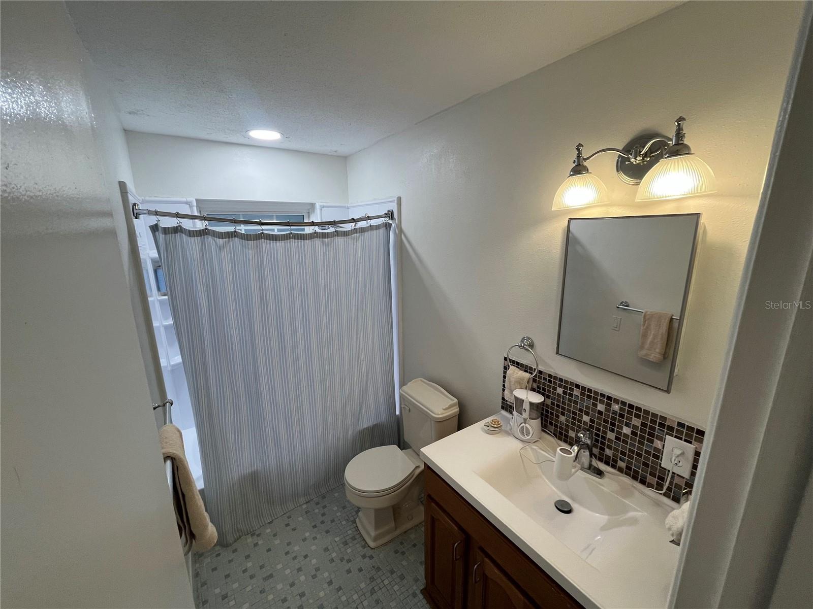 Image 14 of 34 For 1255 2nd Street