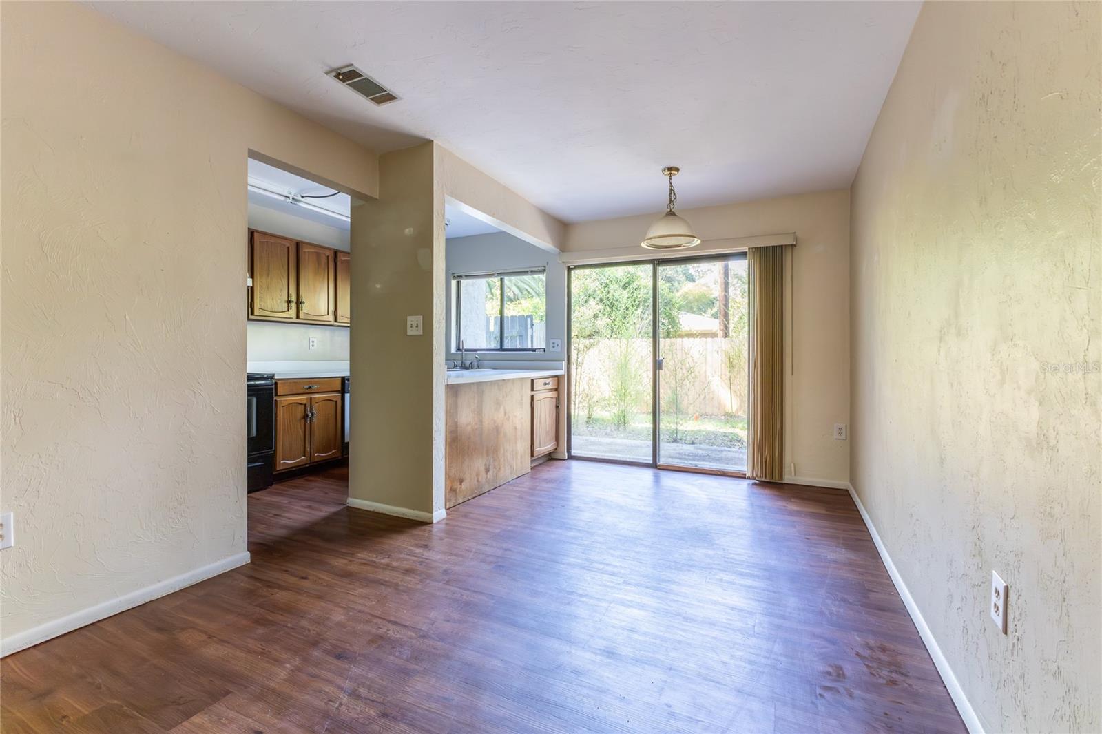 Image 12 of 32 For 4314 41st Lane  73