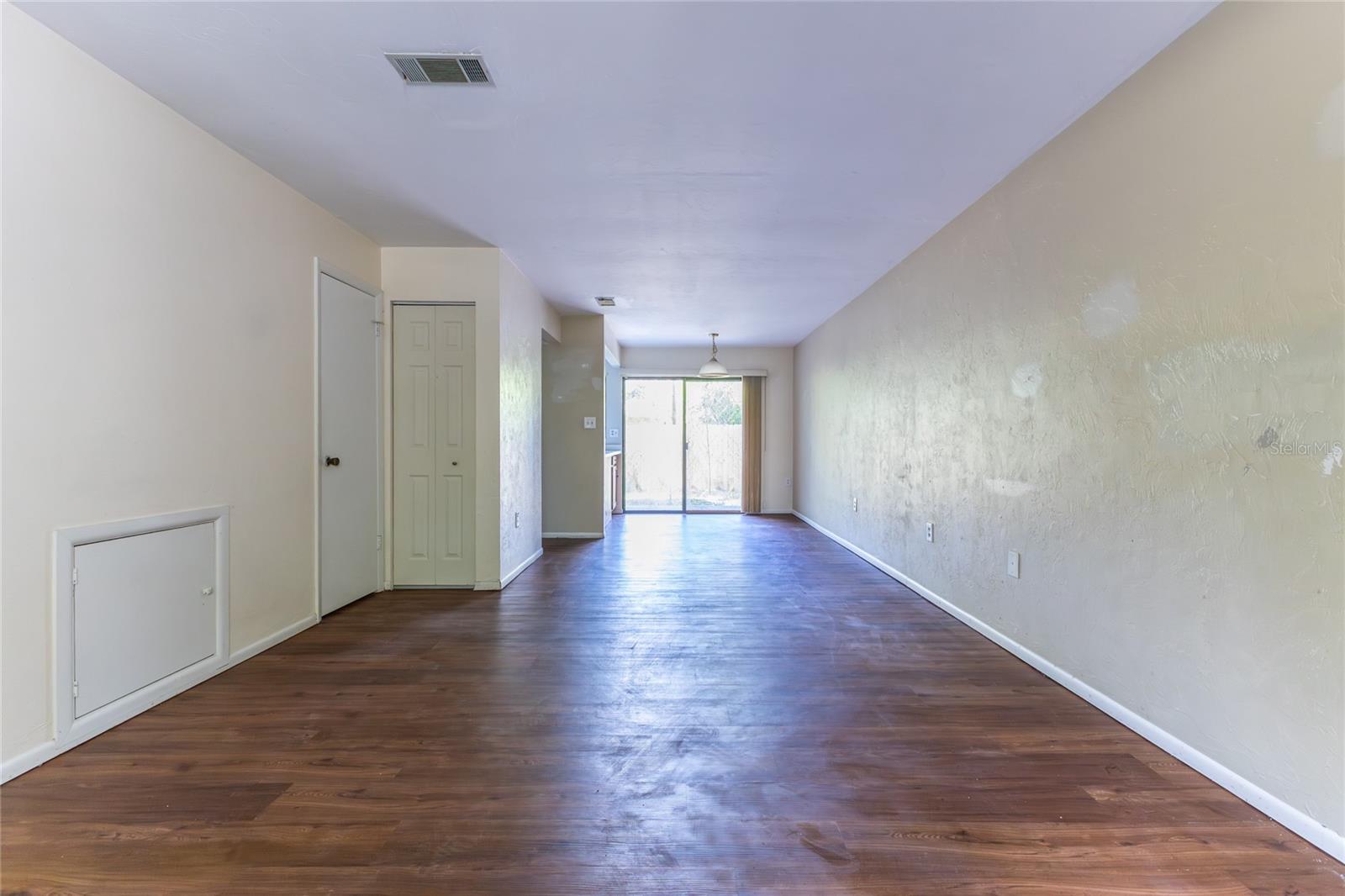 Image 8 of 32 For 4314 41st Lane  73