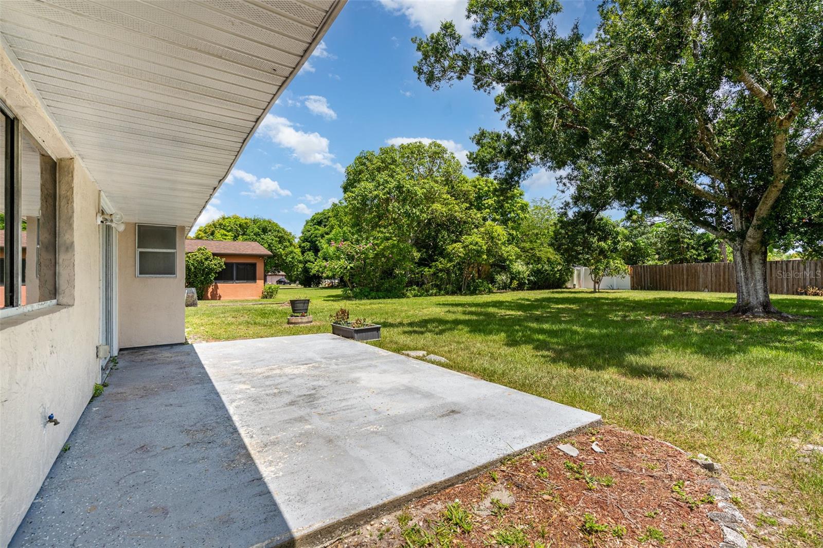 Image 21 of 24 For 991 Gatewood Court Ne