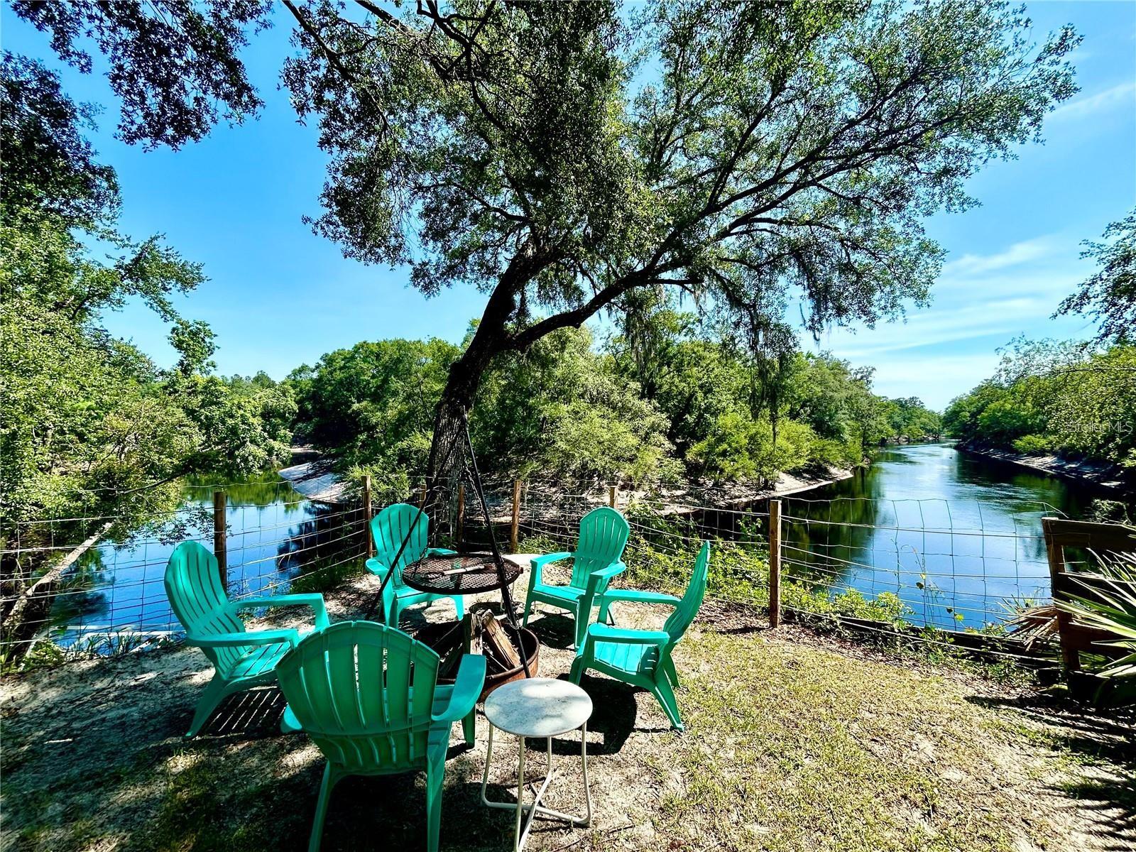 Image 3 of 51 For 227 Nw Odessa Gln