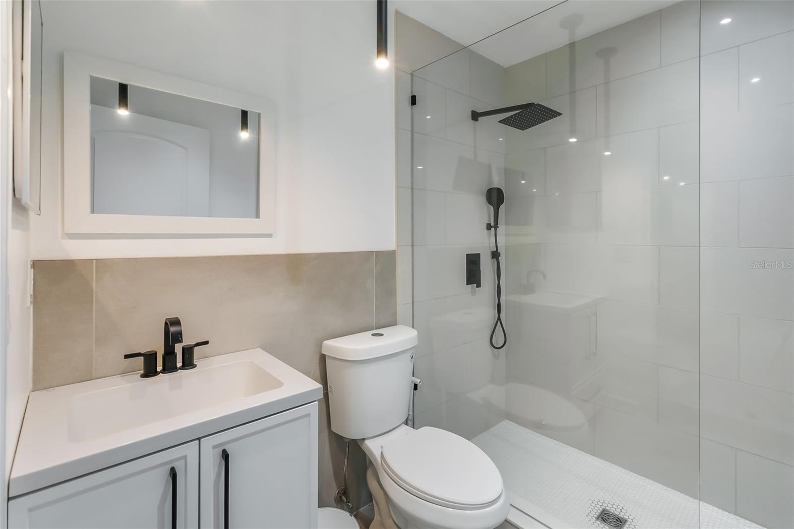 Image 28 of 42 For 3222 27th Street