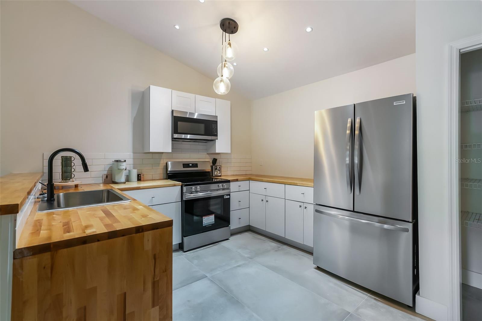 Image 9 of 42 For 3222 27th Street