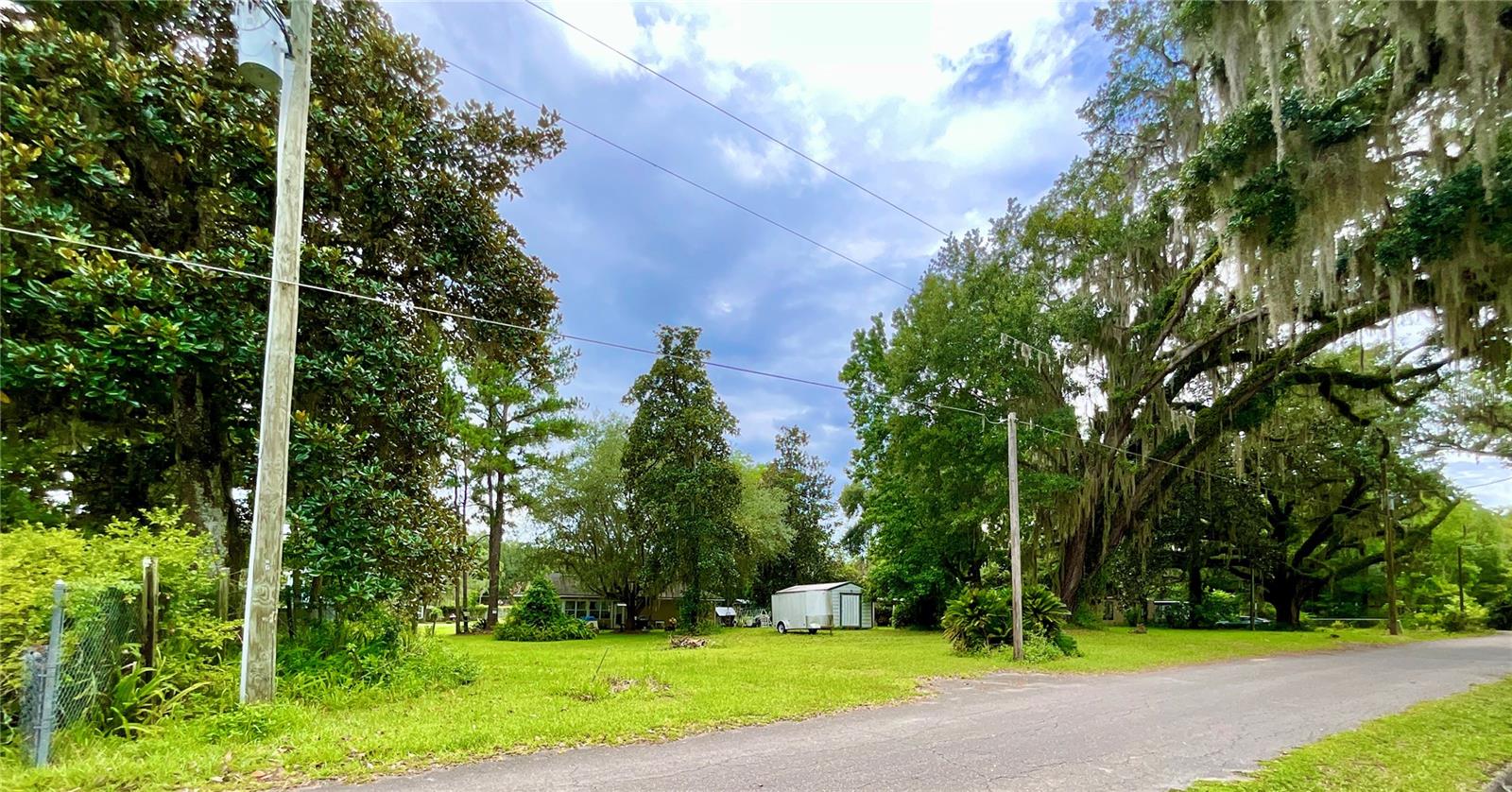 Image 16 of 41 For 20943 & 20955 101st Avenue