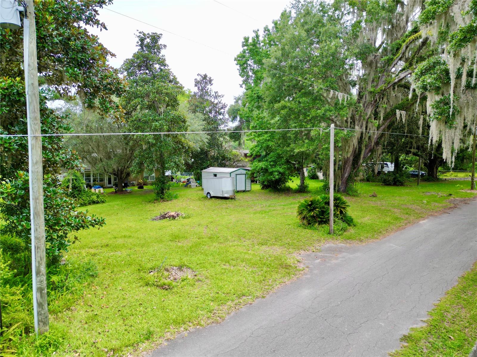 Image 34 of 41 For 20943 & 20955 101st Avenue