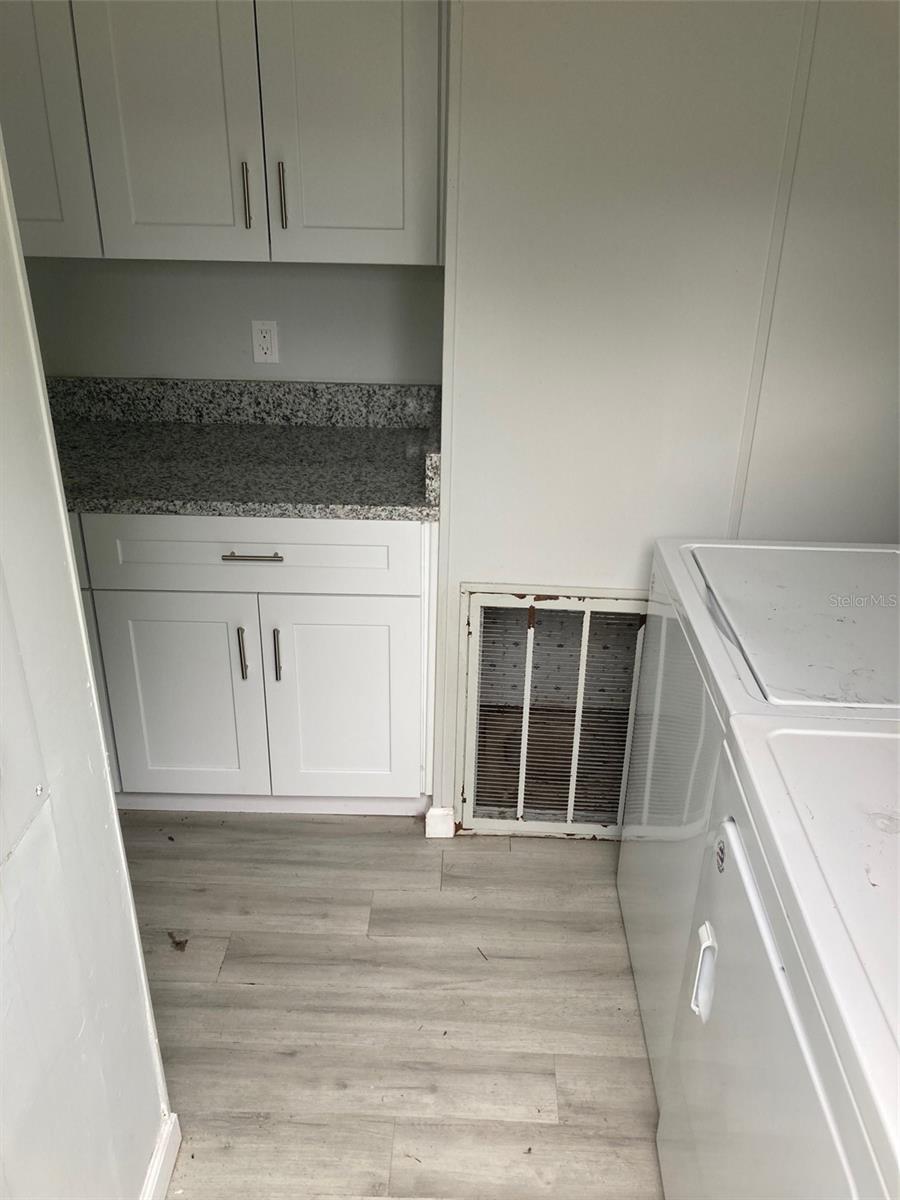 Image 10 of 10 For 2985 145th Street