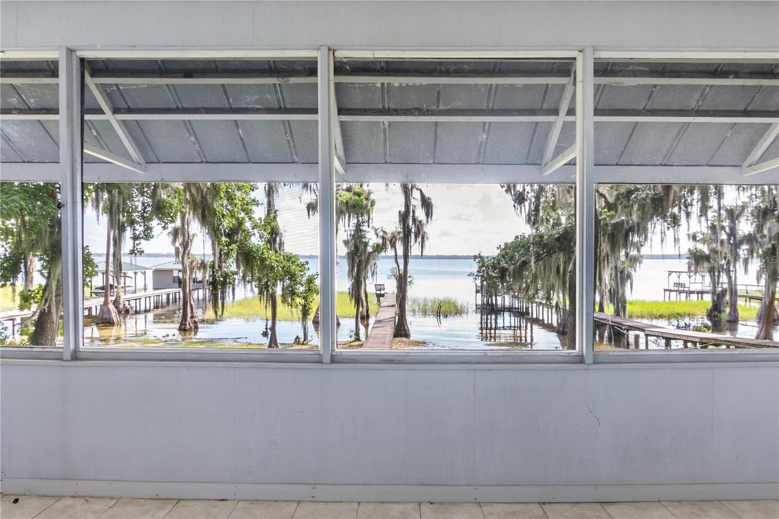 Image 18 of 41 For 7929 221st Street