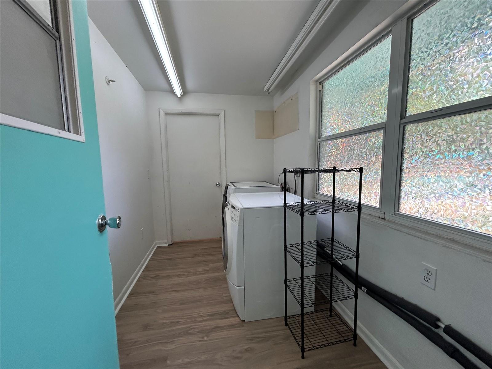 Image 10 of 30 For 1215 21st Avenue