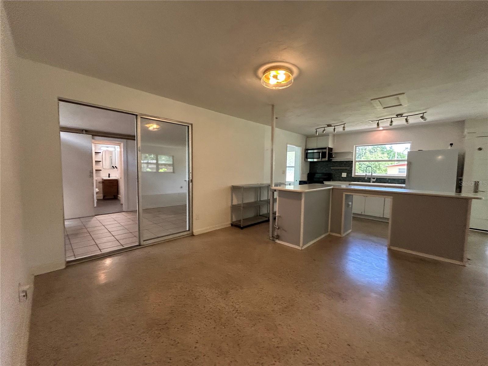 Image 16 of 30 For 1215 21st Avenue