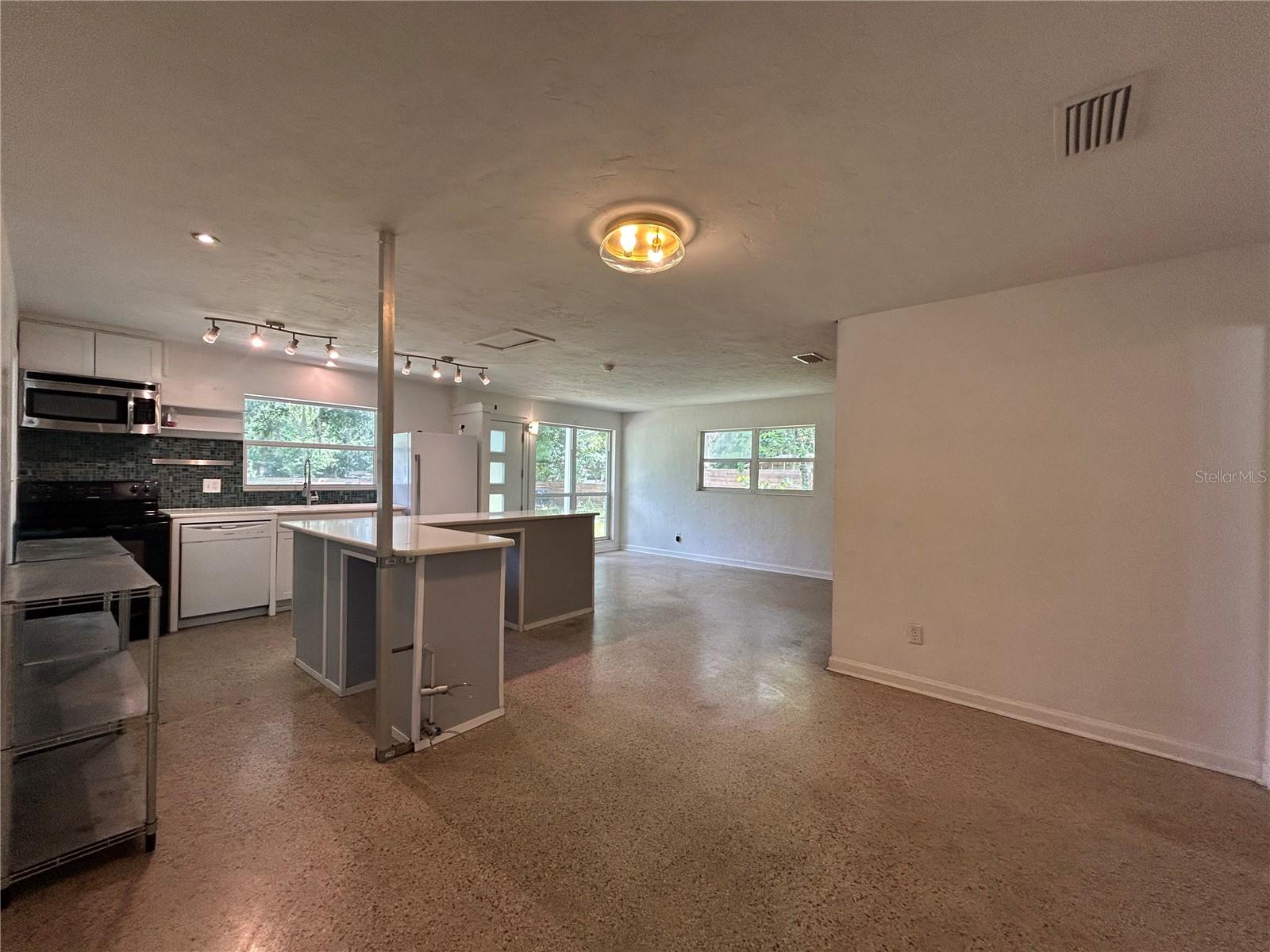 Image 8 of 30 For 1215 21st Avenue