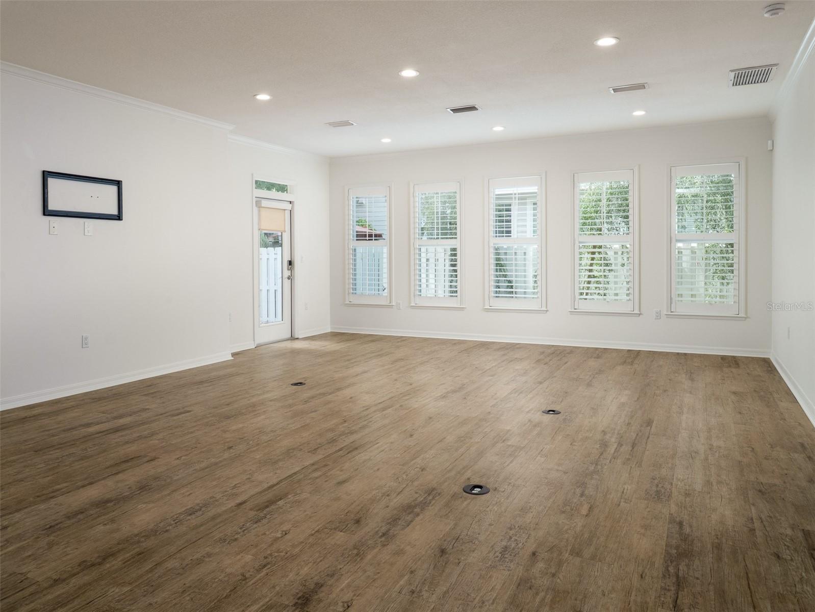 Image 5 of 22 For 441 129th Terrace