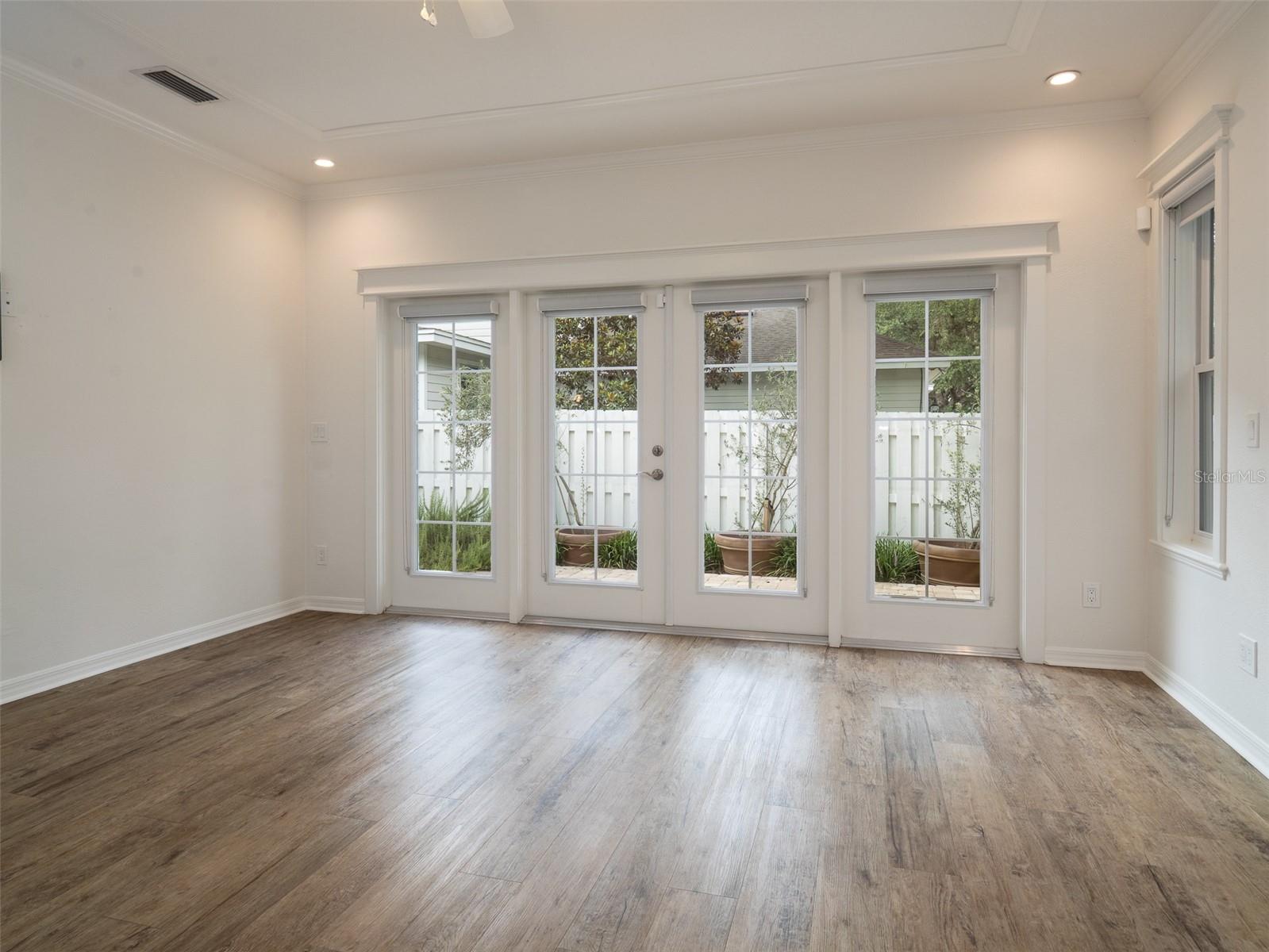 Image 9 of 22 For 441 129th Terrace