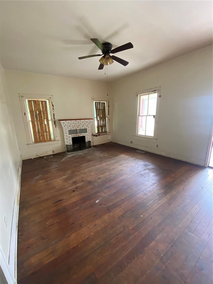 Image 5 of 15 For 7002 219th  