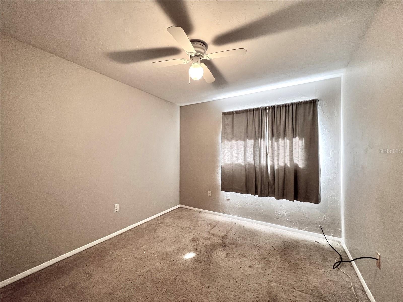 Image 15 of 27 For 507 39th Road 312