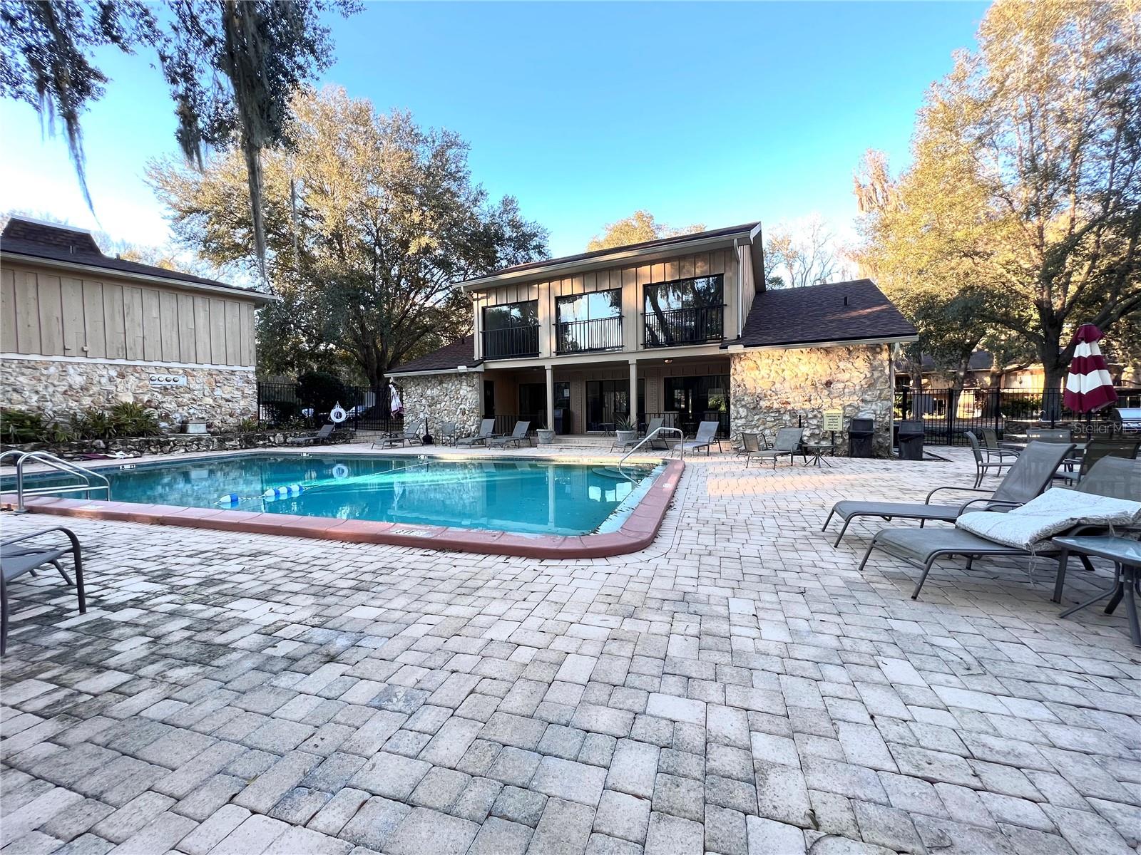 Image 26 of 27 For 507 39th Road 312