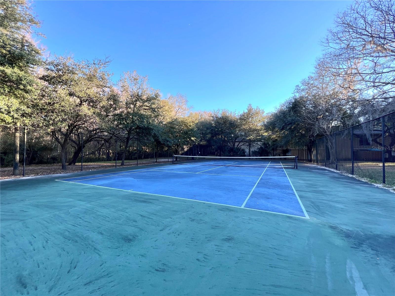 Image 30 of 35 For 507 39th Road 312