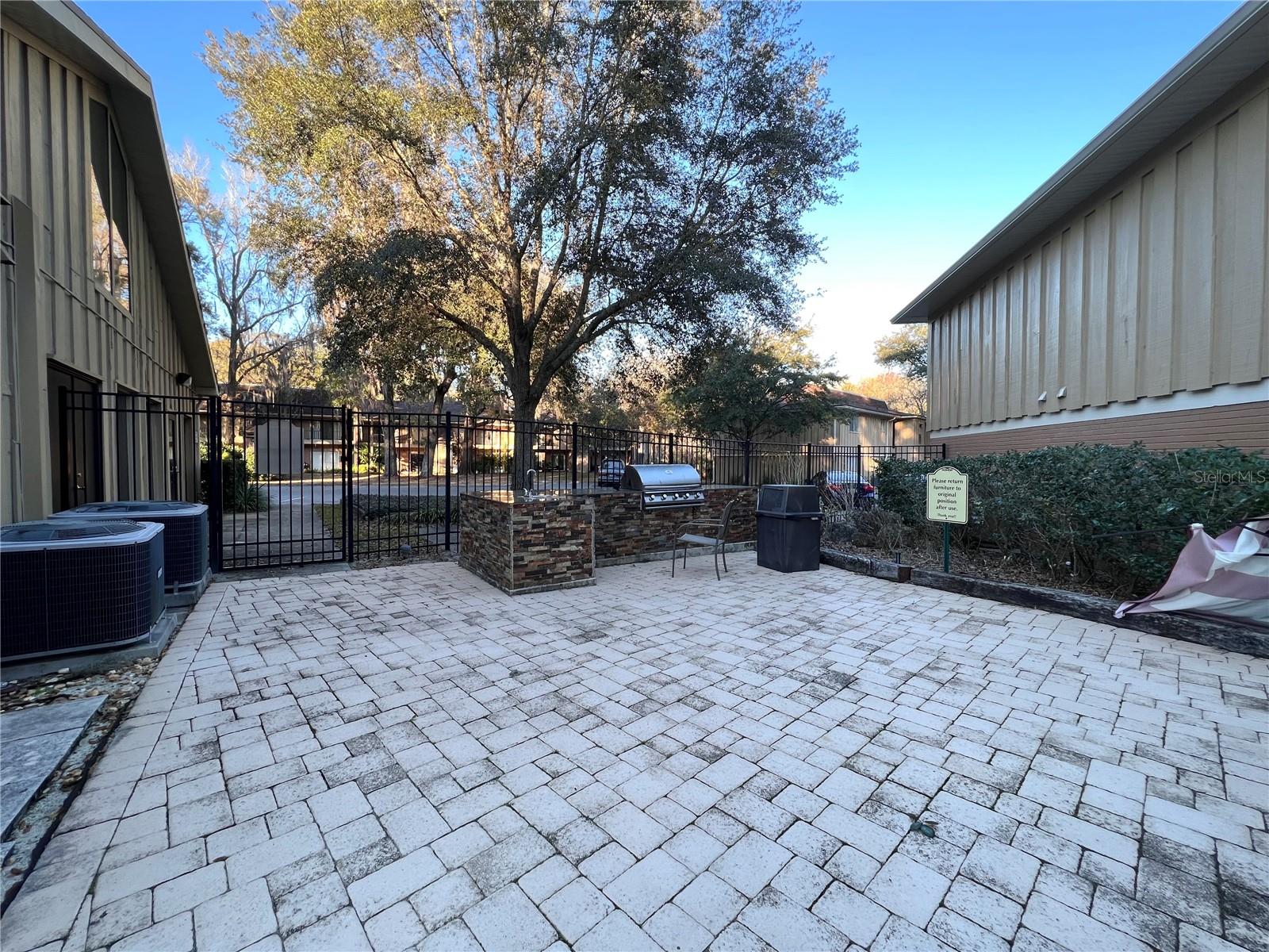 Image 32 of 35 For 507 39th Road 312