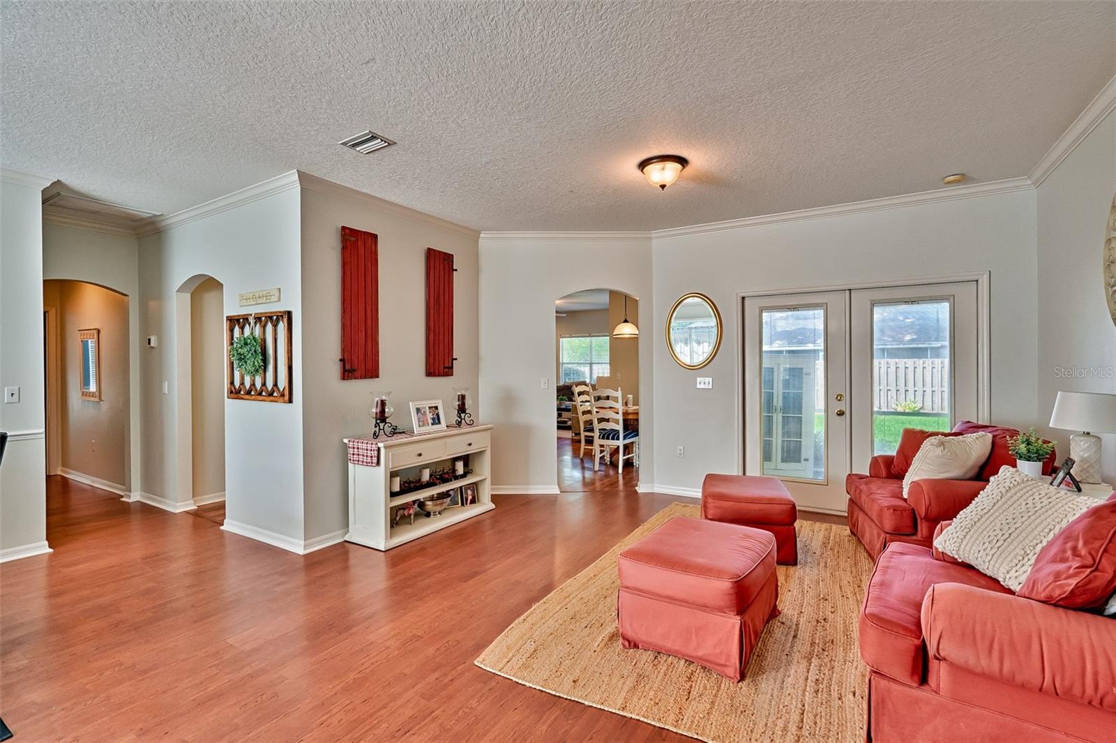 Image 4 of 36 For 6618 83rd Terrace