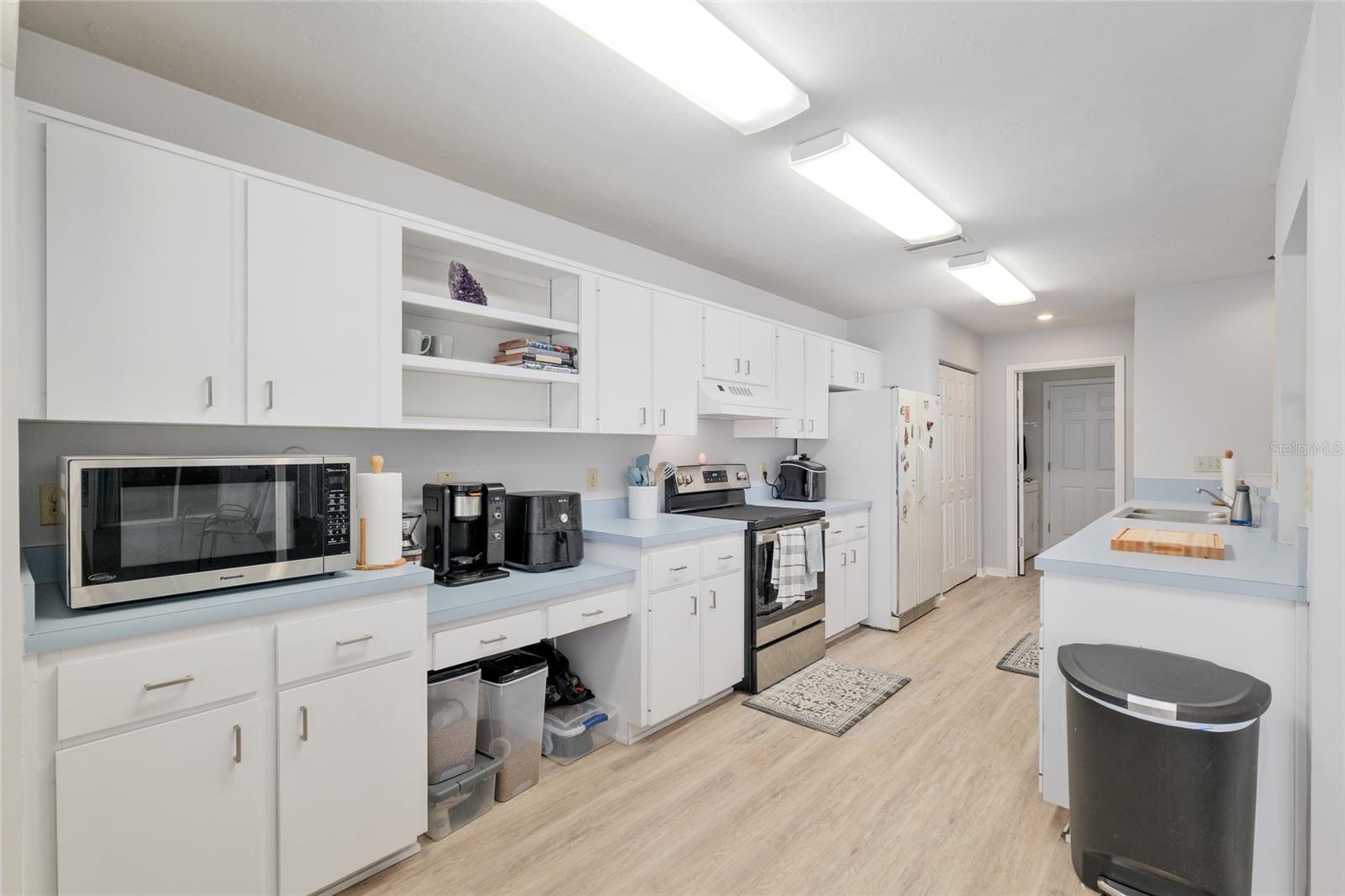 Image 24 of 72 For 5030 23rd Drive
