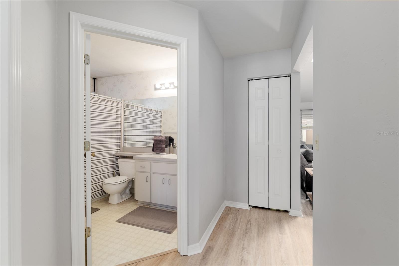Image 36 of 72 For 5030 23rd Drive
