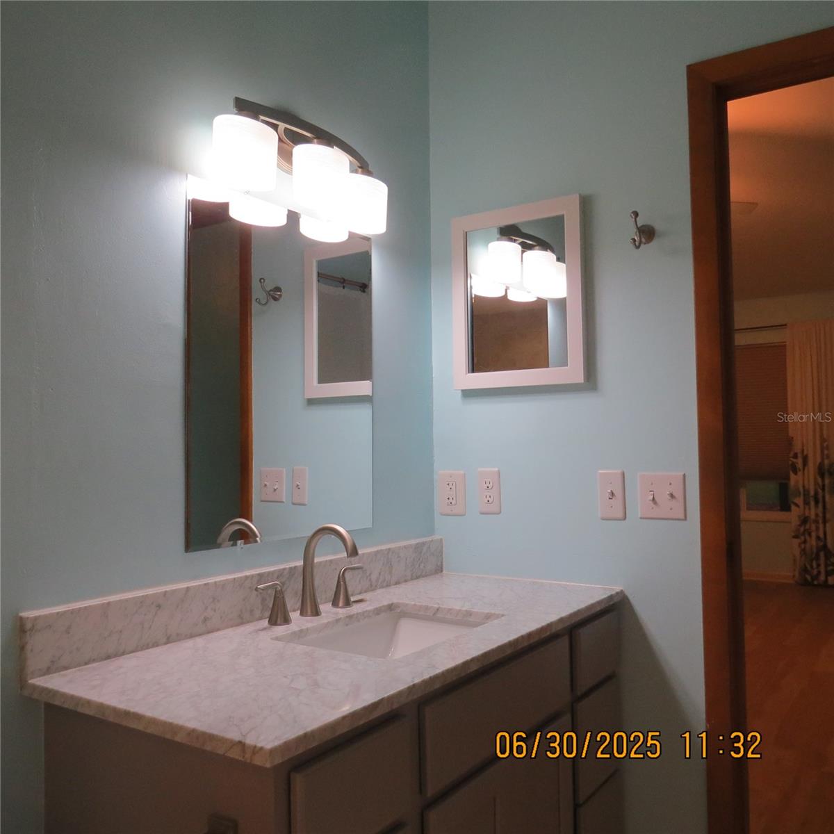 Image 24 of 44 For 10119 39th Place