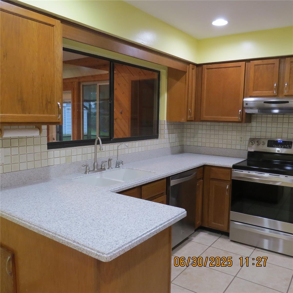 Image 3 of 44 For 10119 39th Place