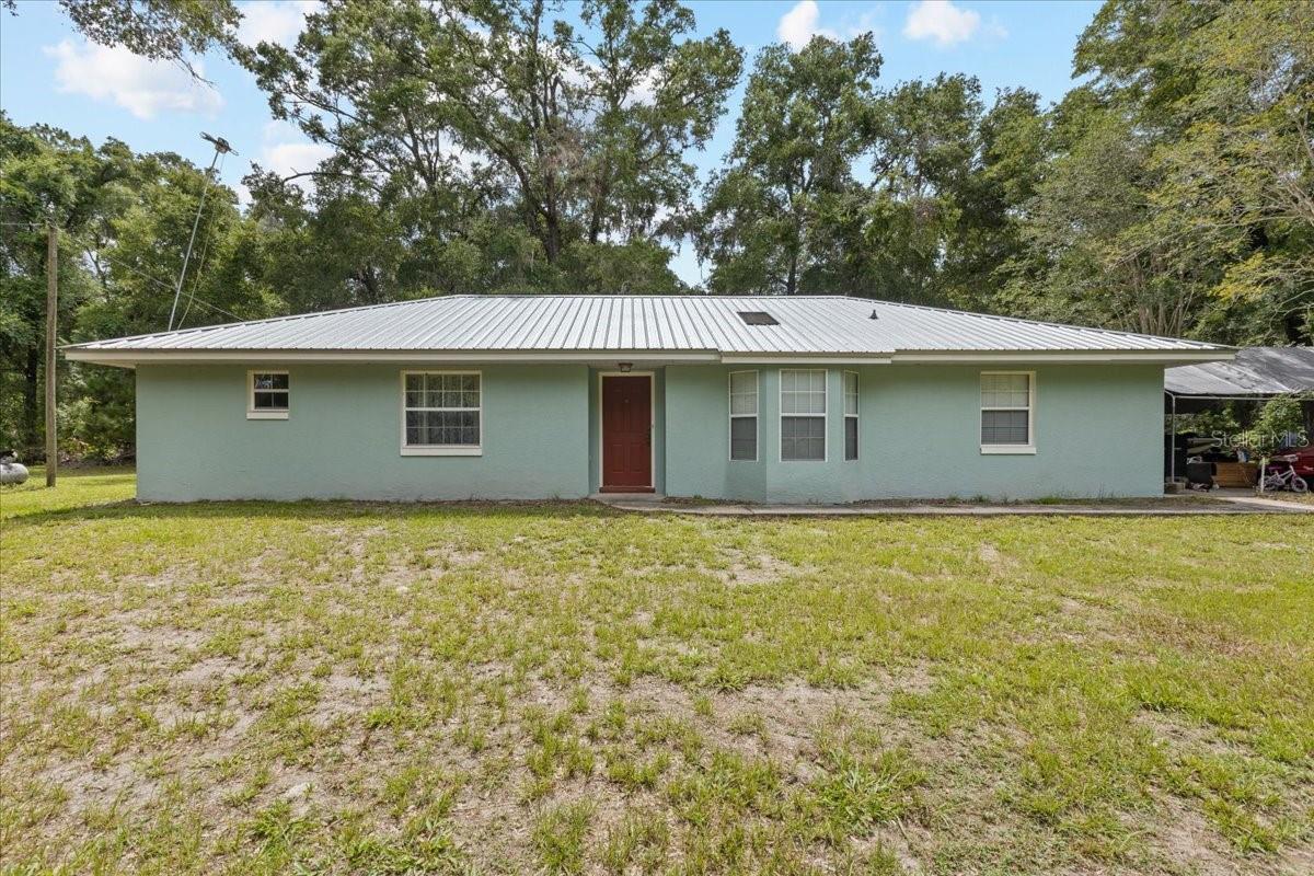 Image 4 of 40 For 7550 51st Court
