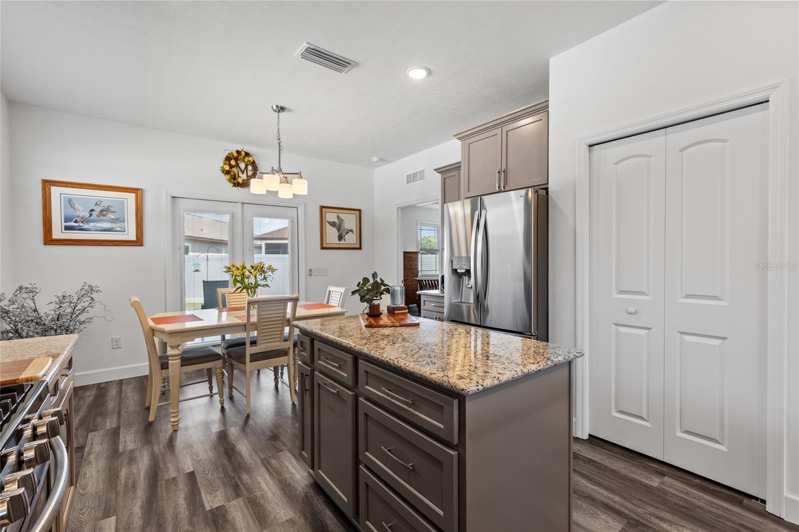 Image 11 of 28 For 24302 18th Lane