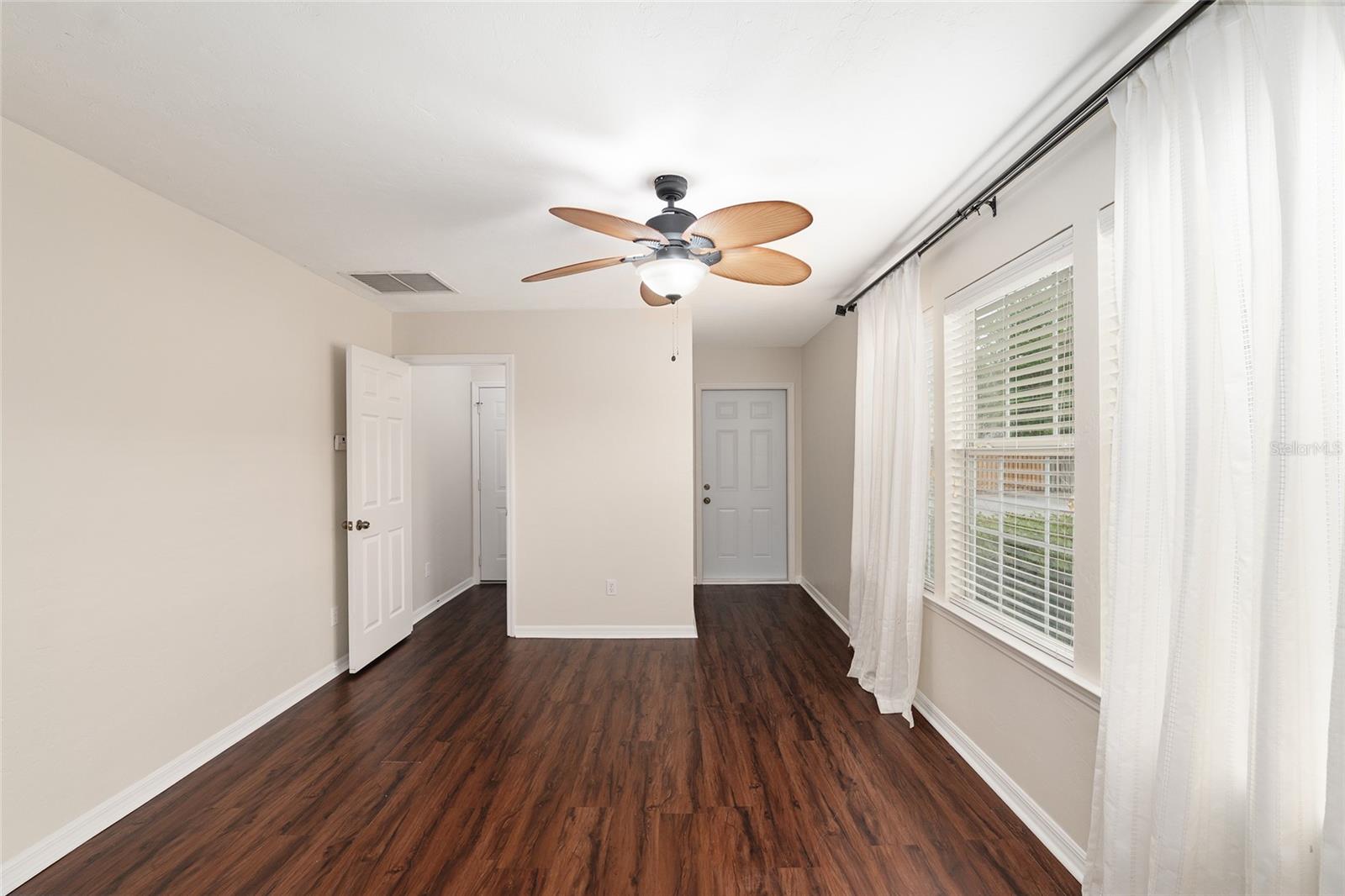 Image 33 of 47 For 3701 26th Street