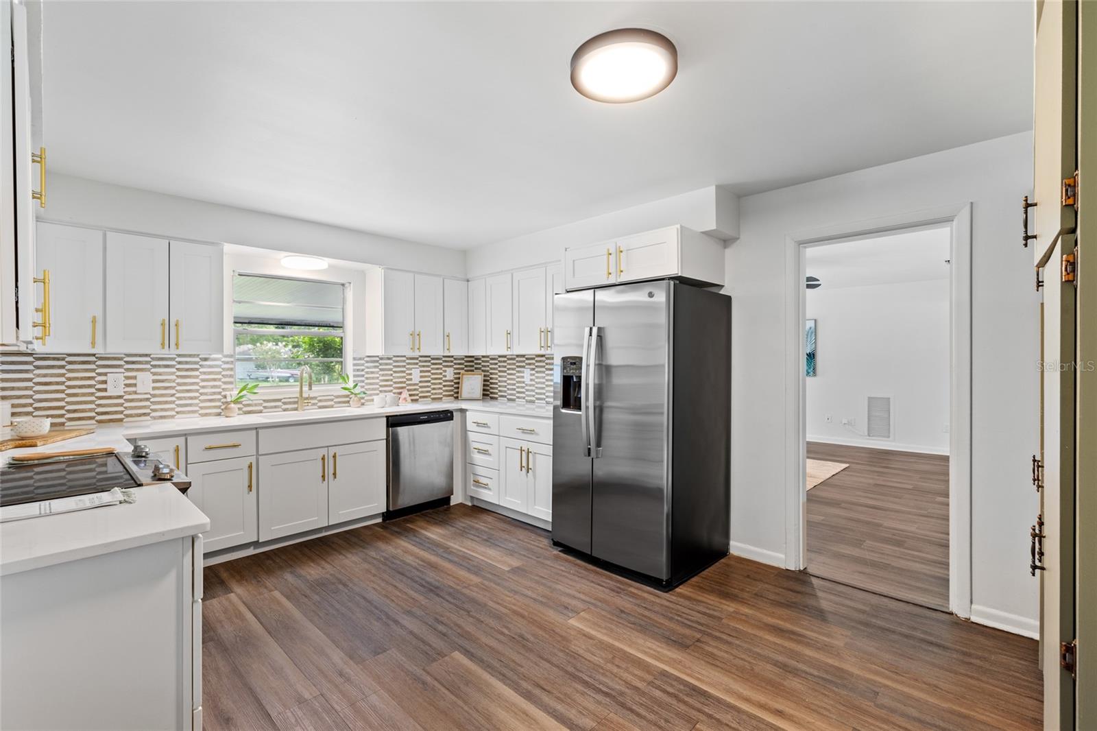 Image 14 of 41 For 311 4th Street