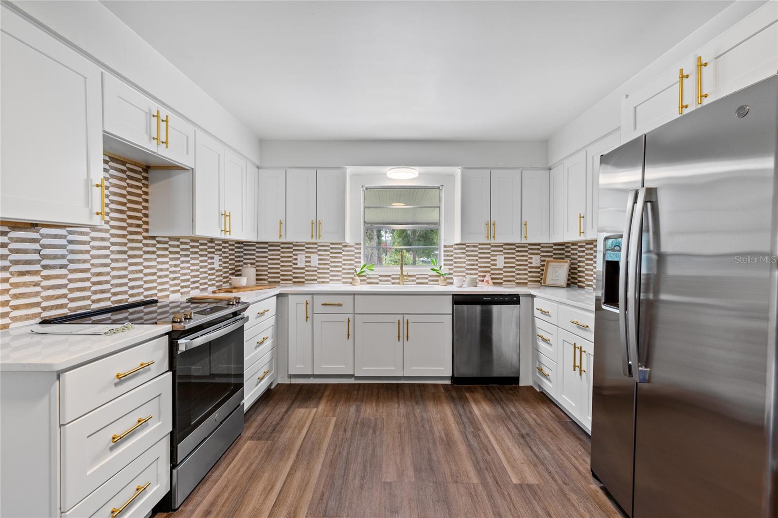 Image 16 of 41 For 311 4th Street