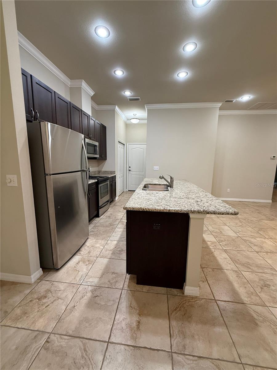 Image 11 of 37 For 6389 48th Drive