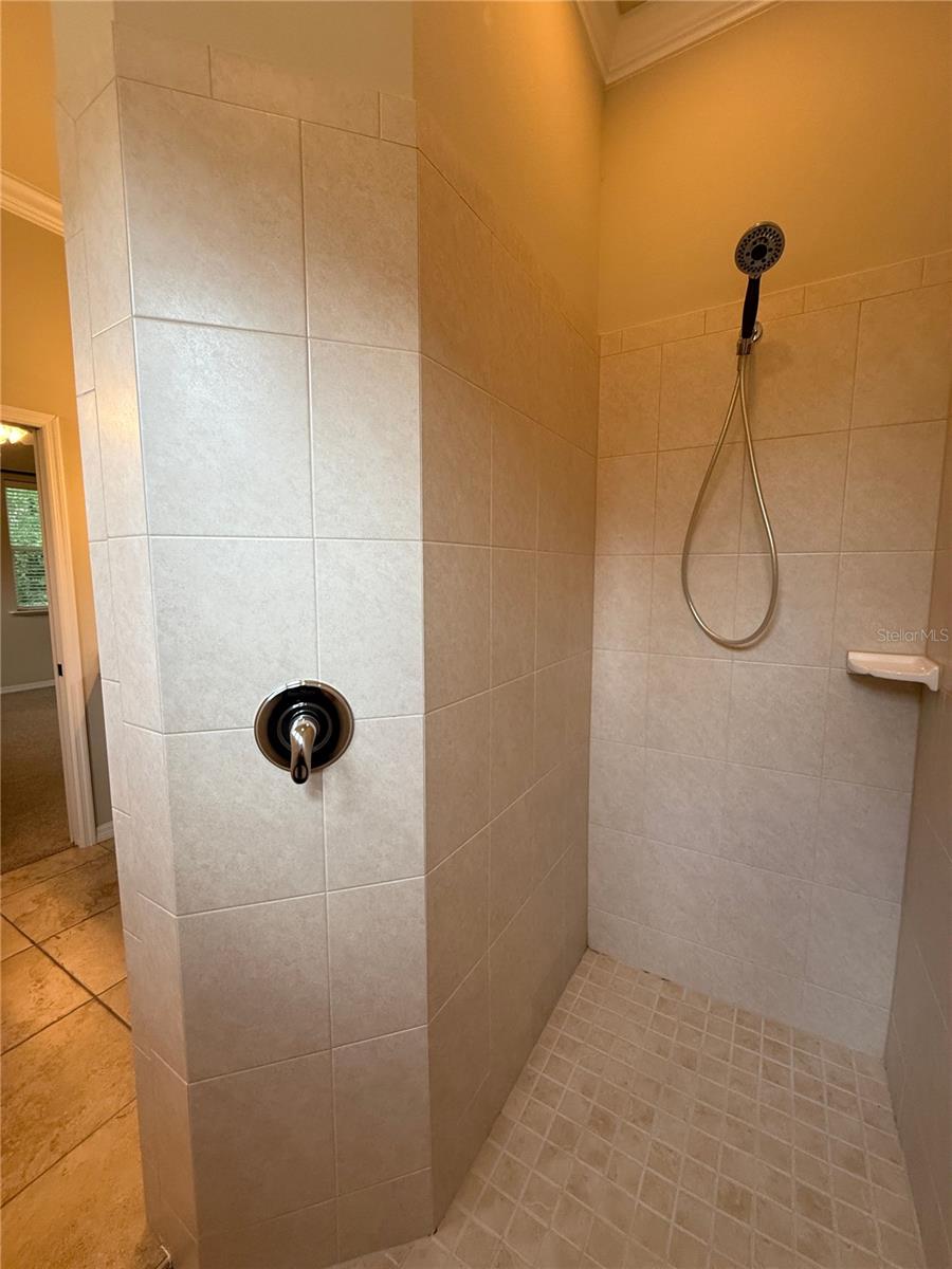 Image 24 of 37 For 6389 48th Drive
