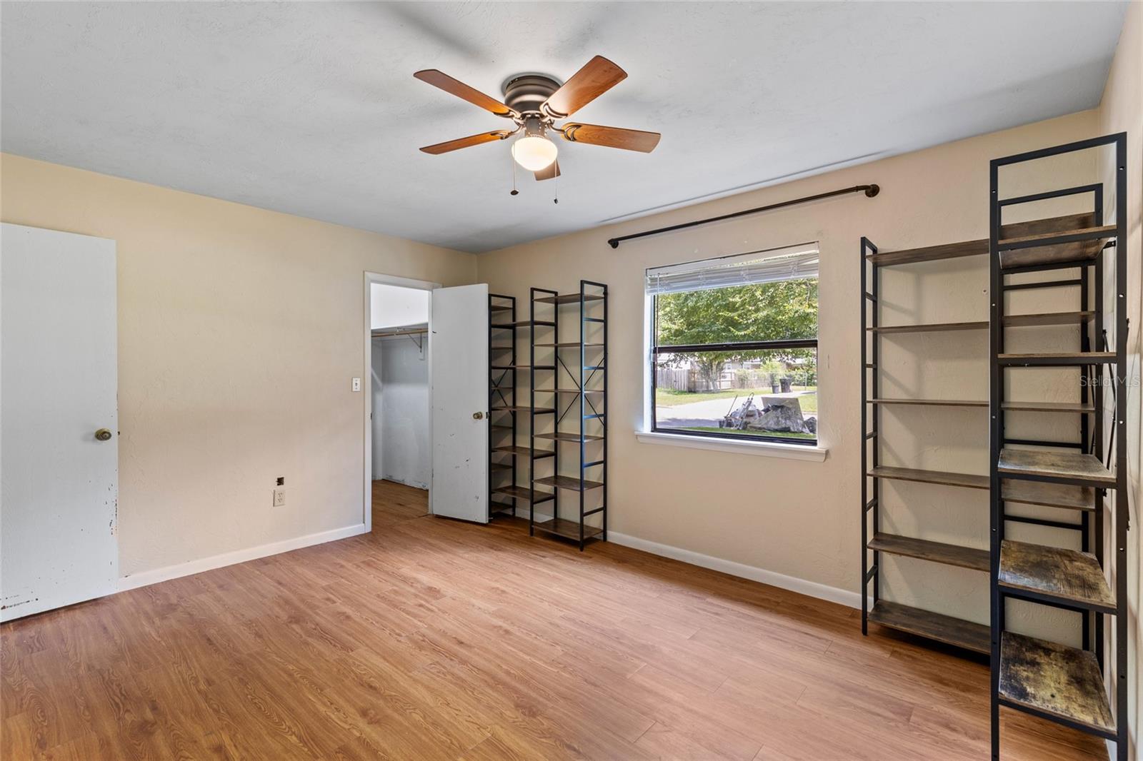 Image 10 of 23 For 2705 47th Place