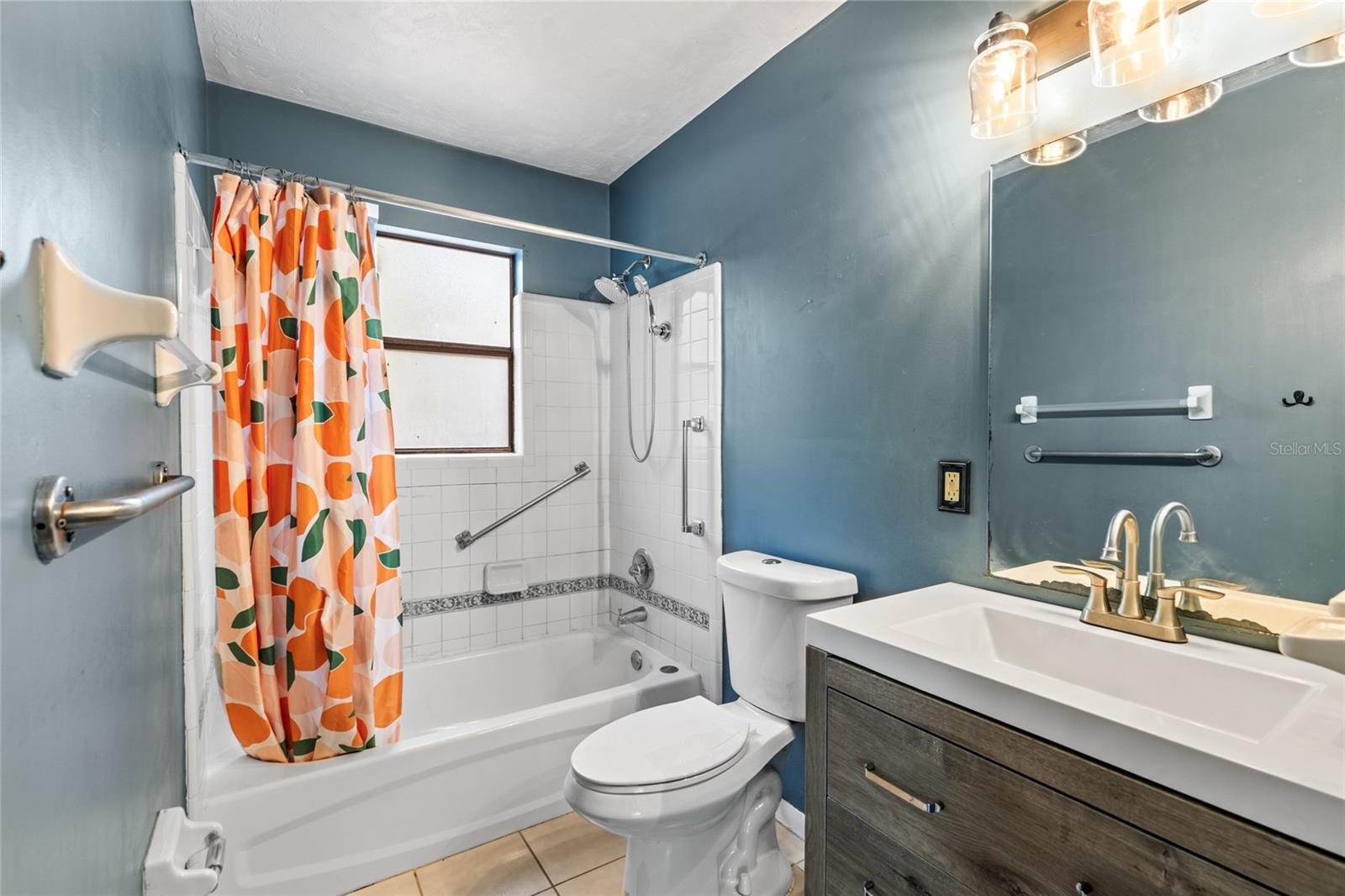 Image 11 of 23 For 2705 47th Place